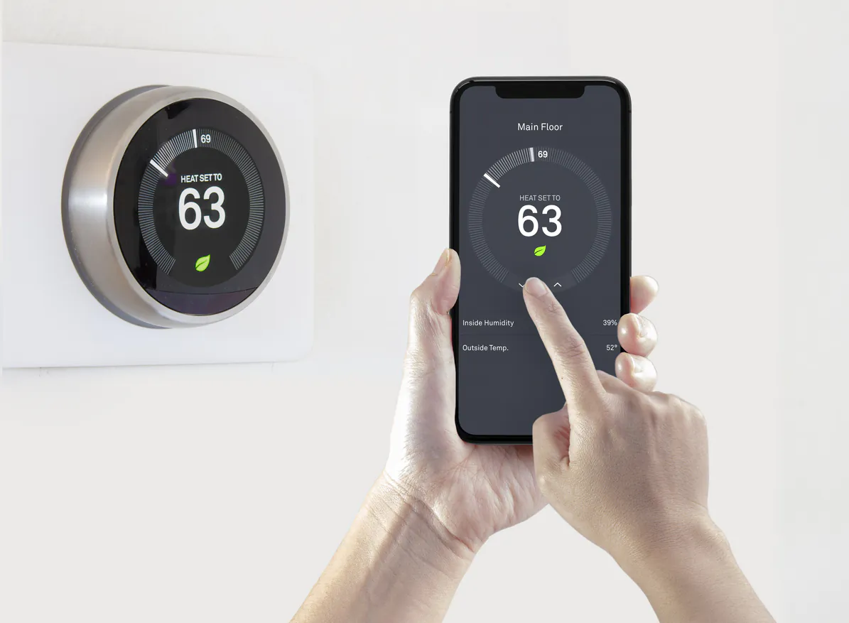 Using a smartphone to control thermostat